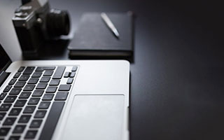 开云体育APP下载-T1爆冷G2，Mickey送出神级助攻：电竞圈的意外瞬间与背后故事